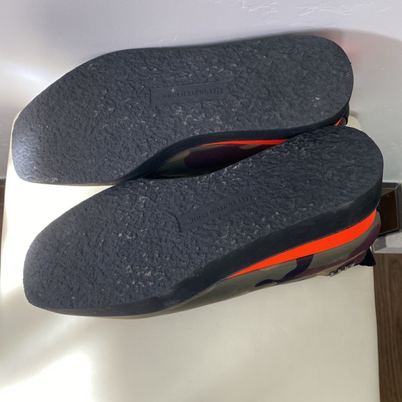 United Nude comfy stretch camouflage print platform bootie, neon orange wedge - Picture 4 of 7